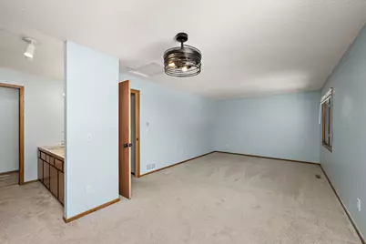 2048 Kings Road, Eagan, MN 55122 - Photo 12