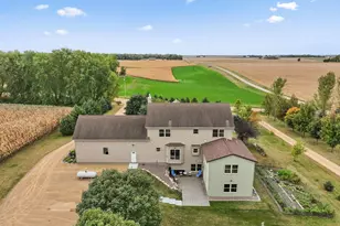 12470 W 270th St, Belle Plaine, MN 56011 - Photo 6