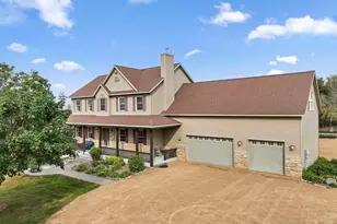 12470 W 270th St, Belle Plaine, MN 56011 - Photo 4