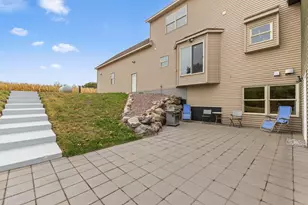 12470 W 270th St, Belle Plaine, MN 56011 - Photo 8