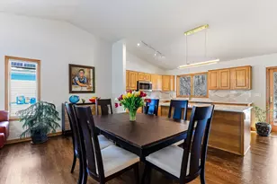 3590 Searle Ct, Vadnais Heights, MN 55127 - Photo 8