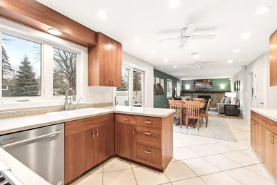 15392 Boulder Creek Drive, Minnetonka, MN 55345 - Photo 6