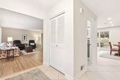 15392 Boulder Creek Drive, Minnetonka, MN 55345 - Photo 10