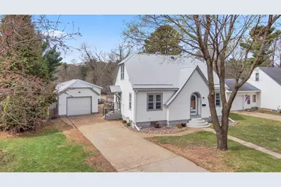 819 Hopwood Avenue, Menomonie, WI 54751 - Photo 4