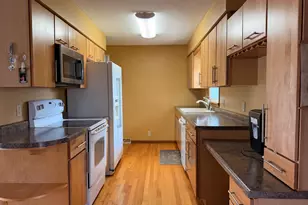 117 Southdale St SE, Sleepy Eye, MN 56085 - Photo 2