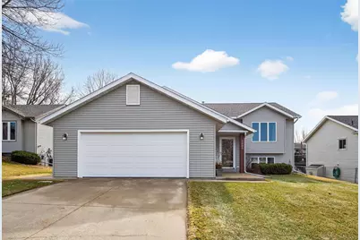 2008 25th Street SE, Rochester, MN 55904 - Photo 2