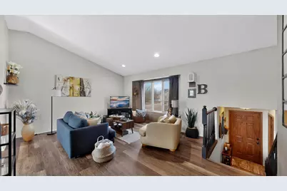 2008 25th Street SE, Rochester, MN 55904 - Photo 6