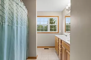 1780 Riverside Dr, Shakopee, MN 55379 - Photo 34