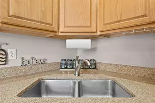 1780 Riverside Dr, Shakopee, MN 55379 - Photo 8