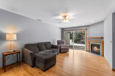 806 Woodland Lane, New Richmond, WI 54017 - Photo 4