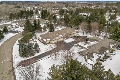 806 Woodland Lane, New Richmond, WI 54017 - Photo 2