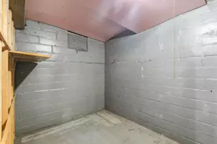 1186 Duluth St, Saint Paul, MN 55106 - Photo 32