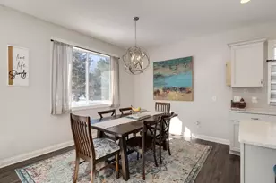 404 Grant Ave SE, Hutchinson, MN 55350 - Photo 8