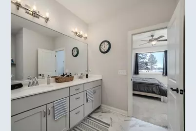 404 Grant Avenue SE, Hutchinson, MN 55350 - Photo 12