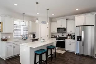 404 Grant Ave SE, Hutchinson, MN 55350 - Photo 10