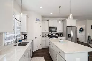 404 Grant Ave SE, Hutchinson, MN 55350 - Photo 10