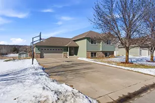 26109 Bluebird Ln, Rockville, MN 56301 - Photo 2