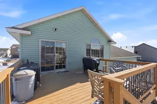 26109 Bluebird Ln, Rockville, MN 56301 - Photo 10