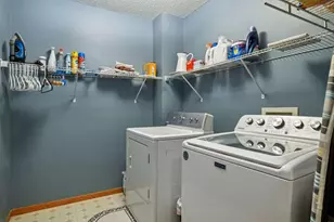 1109 Crystal Ct, Chaska, MN 55318 - Photo 18