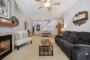 1109 Crystal Ct, Chaska, MN 55318 - Photo 4