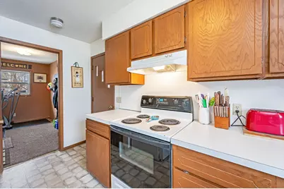 812 Main Street N, Minnesota Lake, MN 56068 - Photo 4