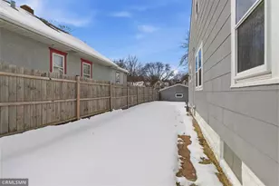 1067 Robert Street S, West Saint Paul, MN 55118 - Photo 24