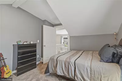 1067 Robert Street S, West Saint Paul, MN 55118 - Photo 18