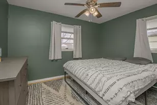 4934 Sheridan Ave N, Minneapolis, MN 55430 - Photo 14