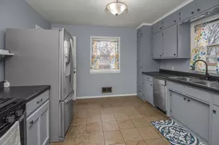 4934 Sheridan Ave N, Minneapolis, MN 55430 - Photo 10