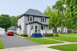 529 7th St NW, Willmar, MN 56201 - Photo 1