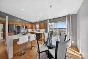 5315 Castleview Dr NW, Rochester, MN 55901 - Photo 8