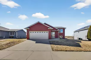 5315 Castleview Dr NW, Rochester, MN 55901 - Photo 46