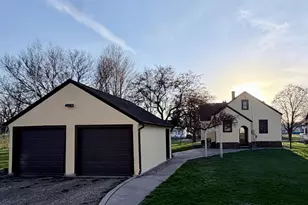 718 6th St N, Saint James, MN 56081 - Photo 38