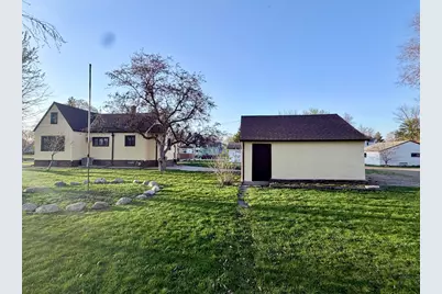 718 6th Street N, Saint James, MN 56081 - Photo 36