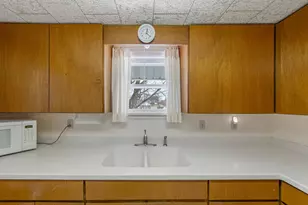 730 9th St NW, Faribault, MN 55021 - Photo 10