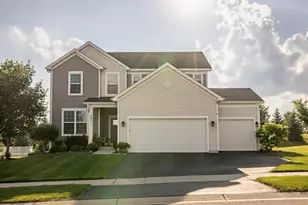 20511 Gunnison Dr, Lakeville, MN 55044 - Photo 4