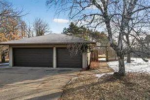 2216 Orwell Ct N, Stillwater, MN 55082 - Photo 4