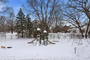 4130 Rahn Rd, Eagan, MN 55122 - Photo 24