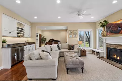 291 Trappers Pass, Chanhassen, MN 55317 - Photo 10