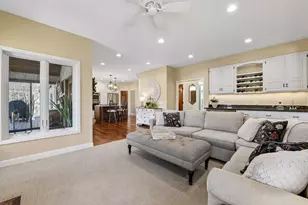 291 Trappers Pass, Chanhassen, MN 55317 - Photo 12