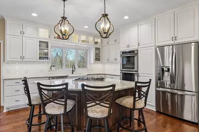 291 Trappers Pass, Chanhassen, MN 55317 - Photo 16