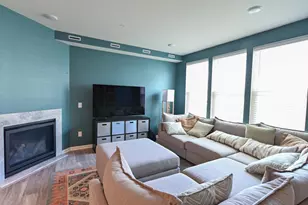 4837 Avery Ct, Eagan, MN 55123 - Photo 4