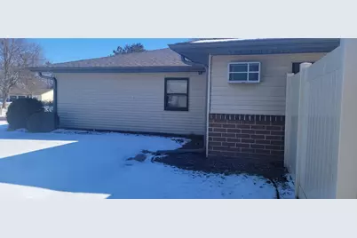 3408 Miller Street #4, Eau Claire, WI 54701 - Photo 12