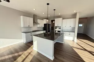 2699 Kenwood Ave NE, Saint Michael, MN 55376 - Photo 2