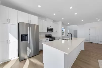 10539 Harbor Lane N, Maple Grove, MN 55369 - Photo 6