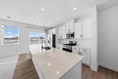 10539 Harbor Lane N, Maple Grove, MN 55369 - Photo 4