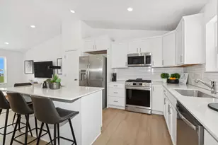 913 Harvest Trail, Buffalo, MN 55313 - Photo 2