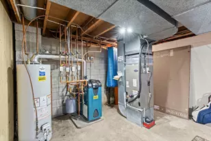 901 Cheri Ln, Mendota Heights, MN 55120 - Photo 36