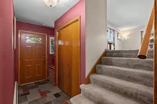 901 Cheri Ln, Mendota Heights, MN 55120 - Photo 4