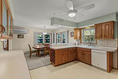 901 Cheri Lane, Mendota Heights, MN 55120 - Photo 14